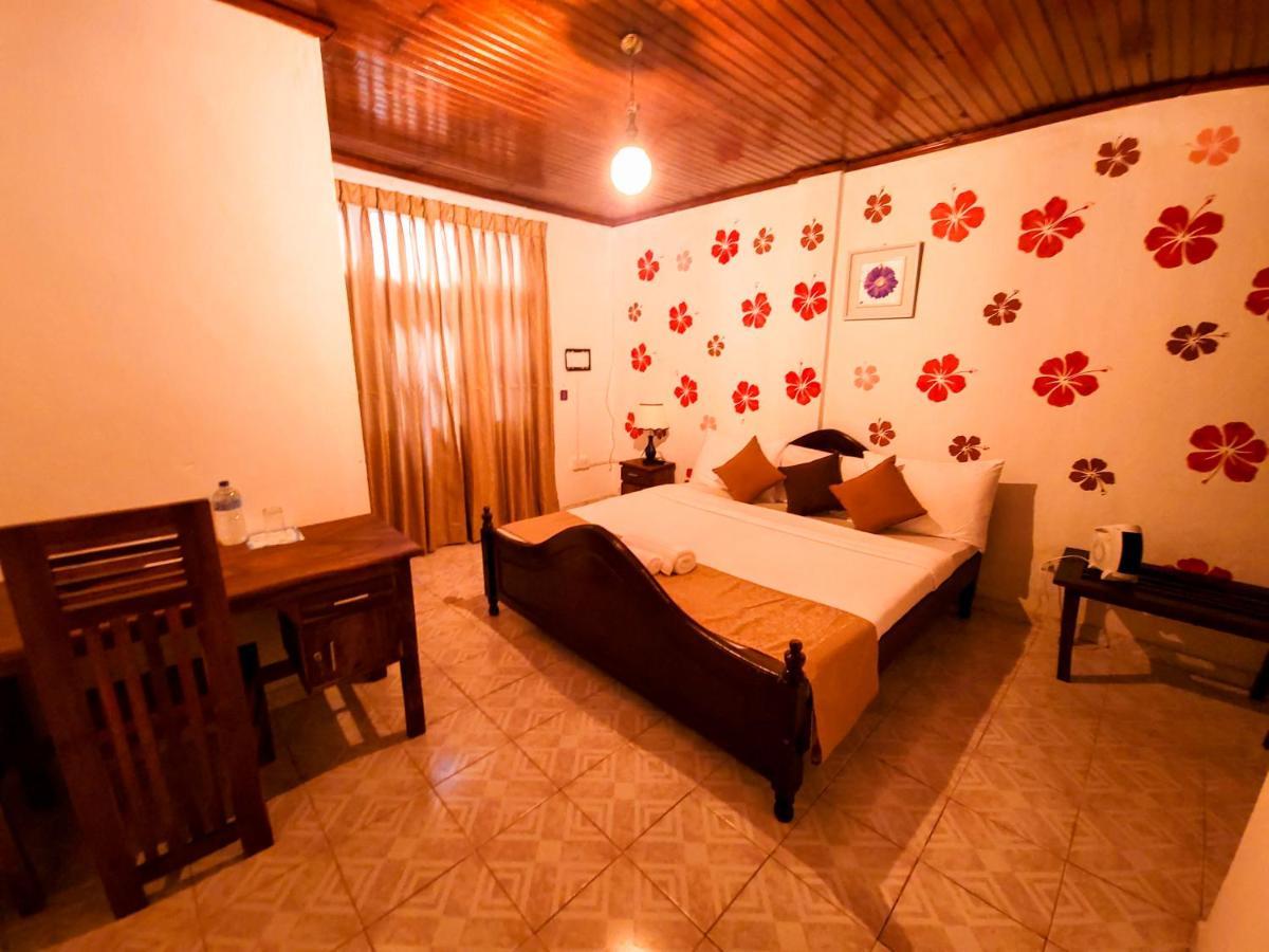 Notre Dame D'Arcadia Hotel Nuwara Eliya Exterior photo