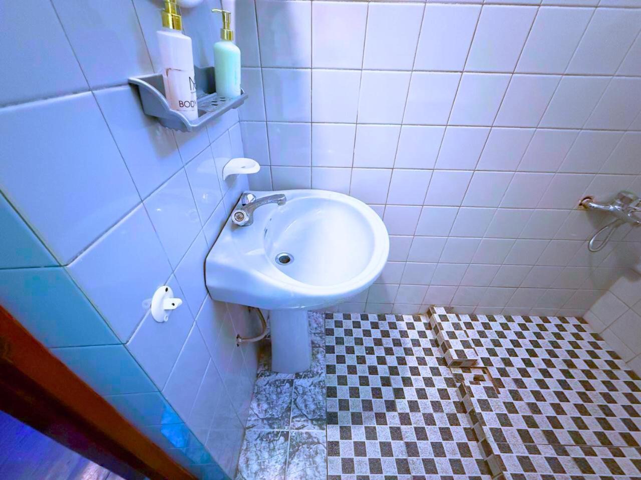 Notre Dame D'Arcadia Hotel Nuwara Eliya Room photo